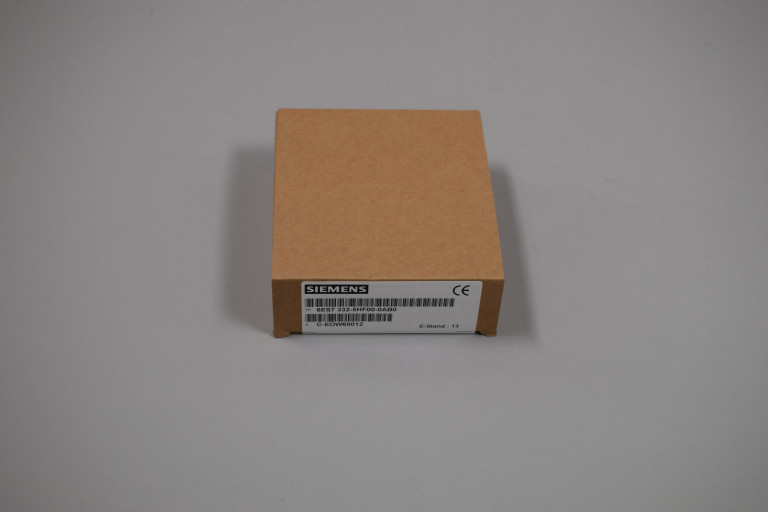 6ES7332-5HF00-0AB0 Ny uten boks