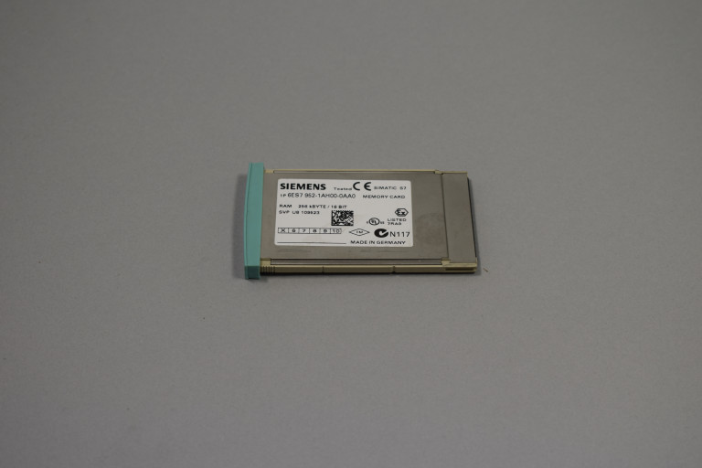 6ES7952-1AH00-0AA0 Usó