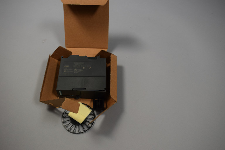 6ES7315-2AG10-0AB0 New in an open package
