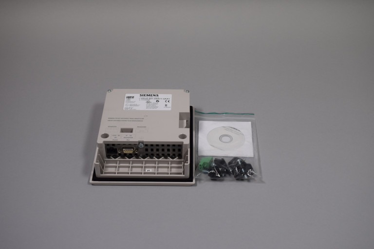 6AV6641-0BA11-0AX1 Ny uten boks