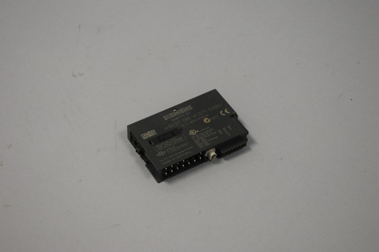 6ES7138-4CB11-0AB0 Ny uten boks
