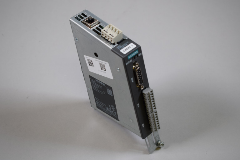 6SL3055-0AA00-5CA2 Benotzt