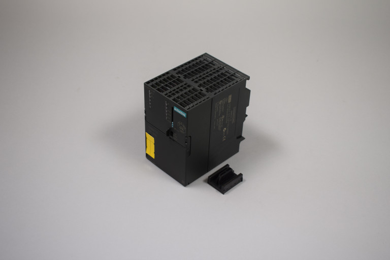 6ES7317-6FF03-0AB0 Ny uten boks