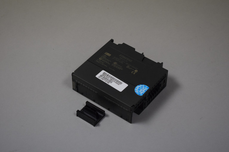 6ES7321-1BH10-0AA0 Brukt