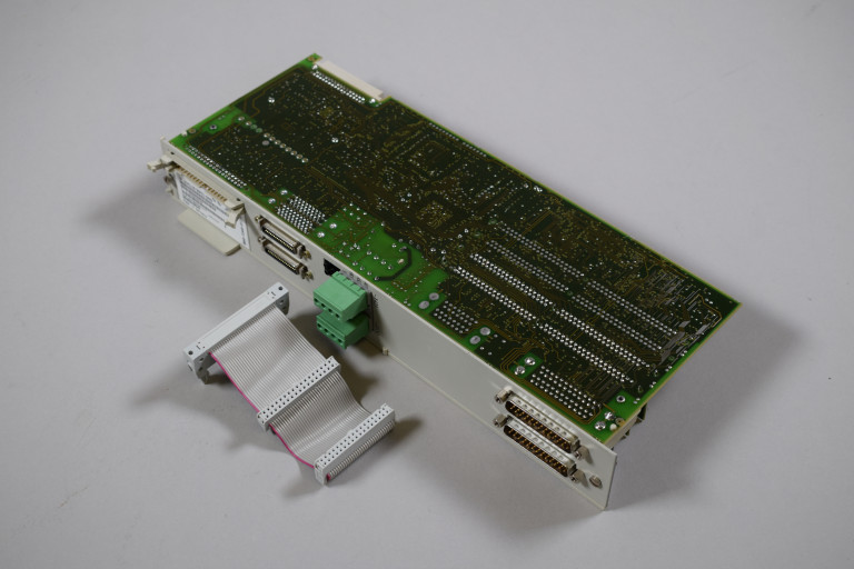 6SN1118-0DM21-0AA0 Oppusset
