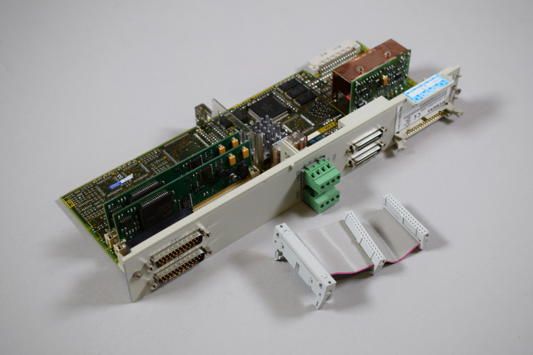 6SN1118-0DM21-0AA0 Oppusset