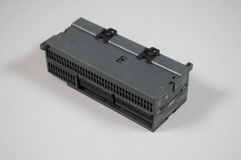6ES7216-2AD23-0XB0 Ny uten boks