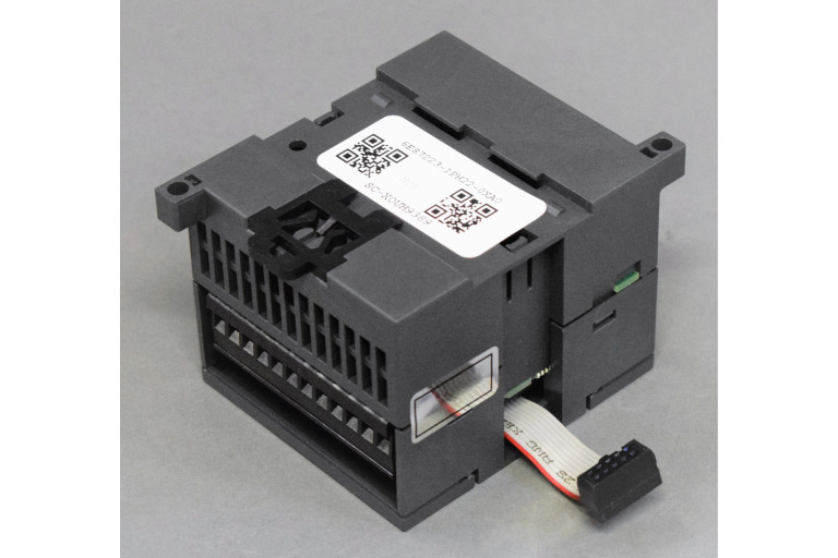 6ES7223-1PH22-0XA0 Ny uten boks