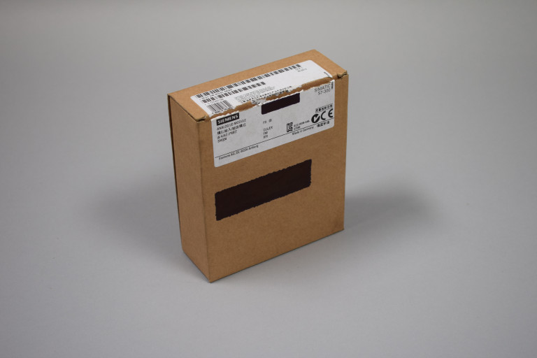 6ES7334-0CE01-0AA0 New in an open package