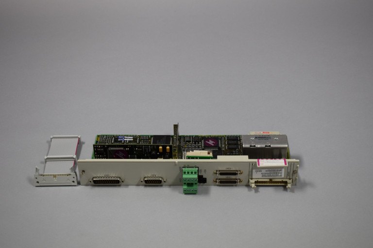 6SN1118-0DG21-0AA0 Oppusset