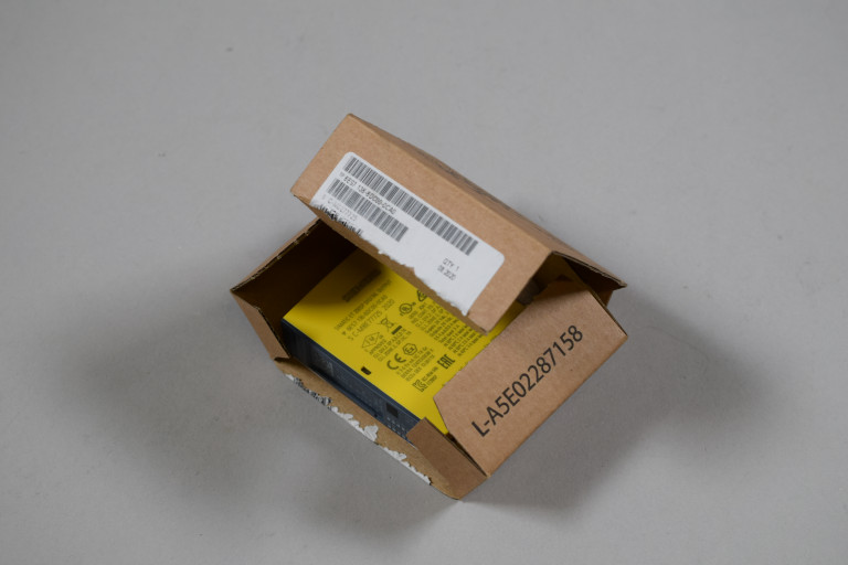 6ES7136-6DC00-0CA0 Neu in einer offenen Verpackung