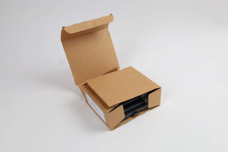 6ES7193-0CA10-0XA0 New in an open package