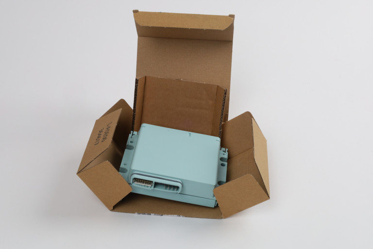 6ES7148-4FC00-0AB0 New in an open package