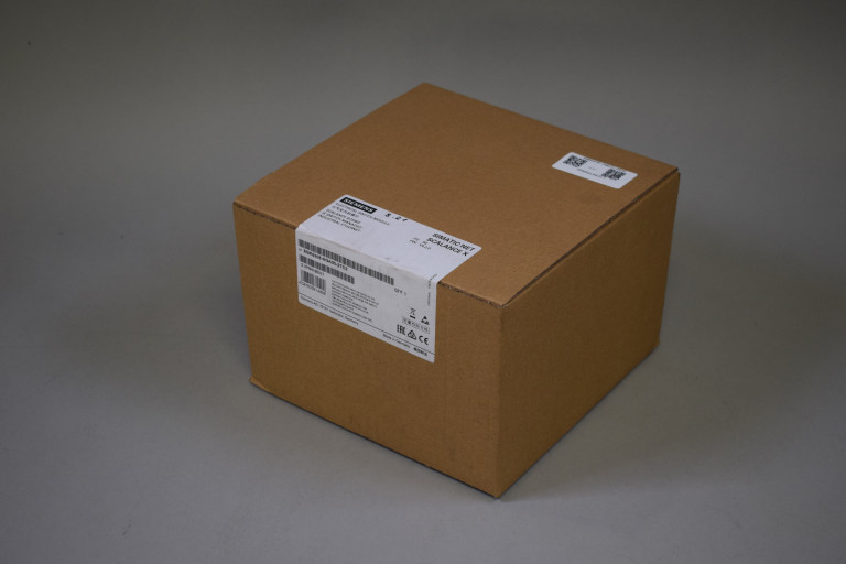 6GK5208-0GA00-2TC2 Neu in versiegelter Verpackung