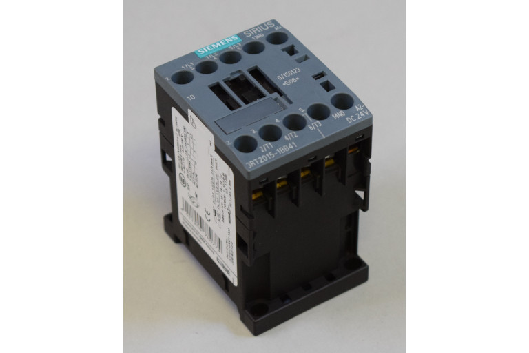 3RT2015-1BB41 Used