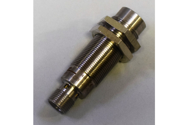 BES M18EF1-PSC20F-S04G-S BES02Y1 New without box