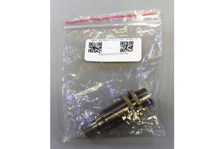 BES M18EF1-PSC20F-S04G-S BES02Y1 New without box