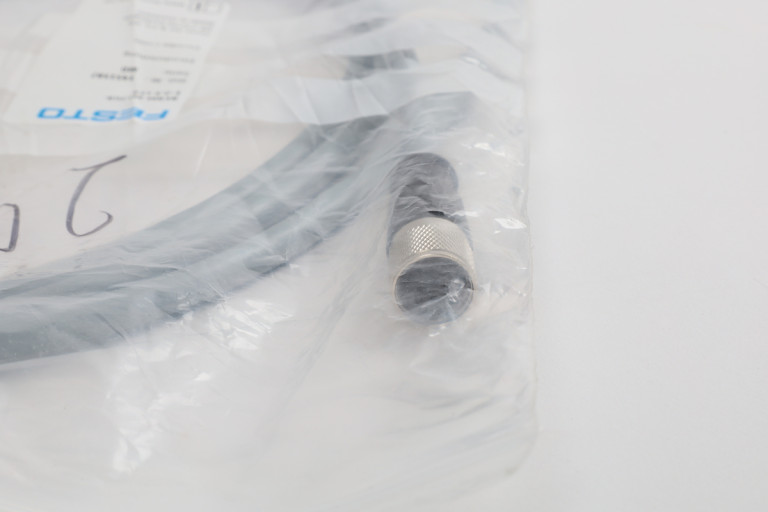 NEBM-M12G8-E-2.5-LE8 1451587 New in sealed package