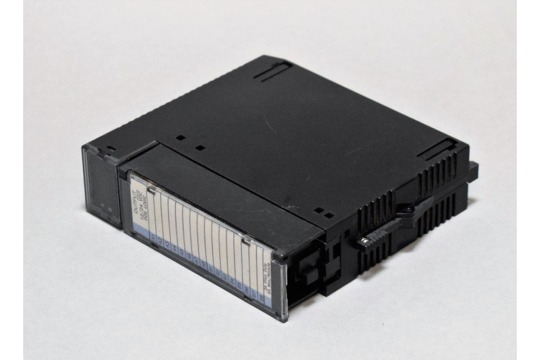 IC693MDL740F Brukt
