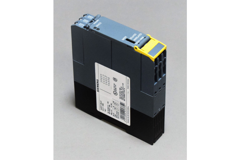 3SK1211-1BB40 Benotzt