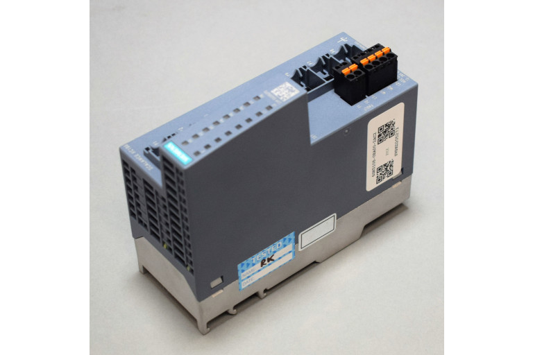 6GK5108-0BA00-2AC2 Benotzt