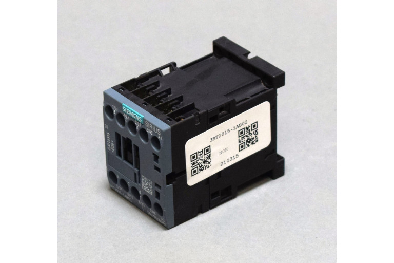 3RT2015-1AB02 New without box
