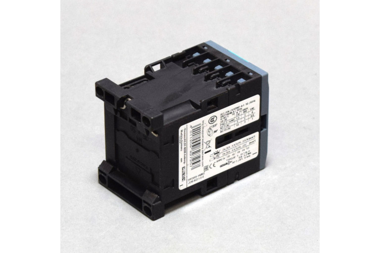 3RT2015-1AB02 New without box