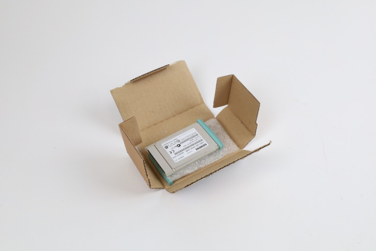 6ES7952-0KF00-0AA0 New in an open package