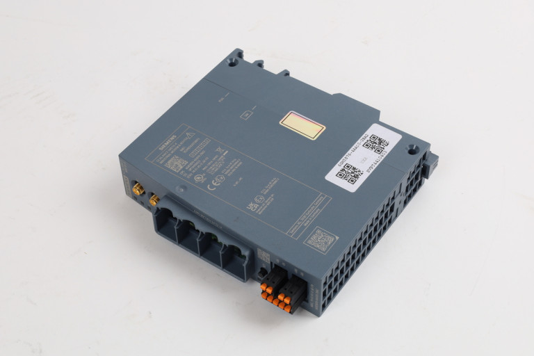 6GK5876-4AA10-2BA2 Used