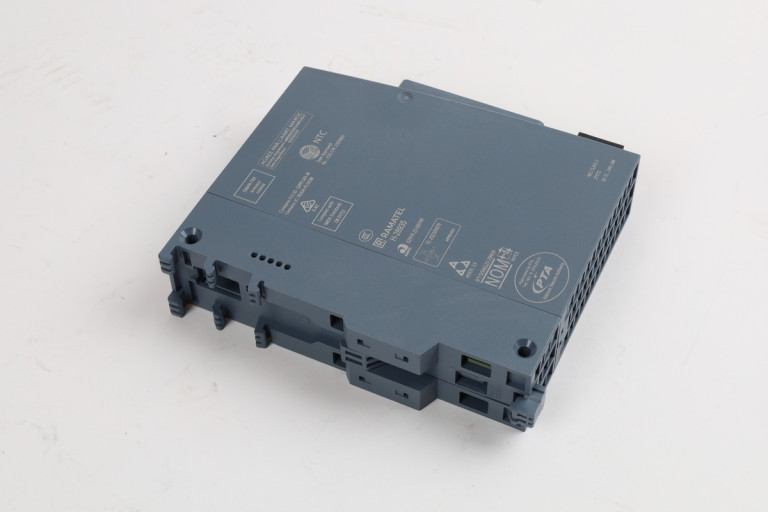 6GK5876-4AA10-2BA2 Used