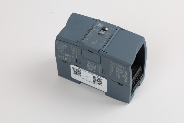 6ES7222-1HH32-0XB0 Obnovljen