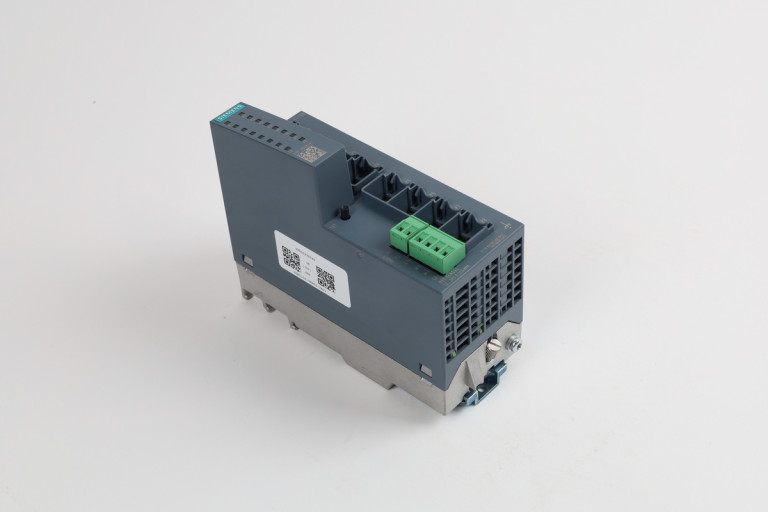 6GK5108-0BA00-2AC2 Obnovljen