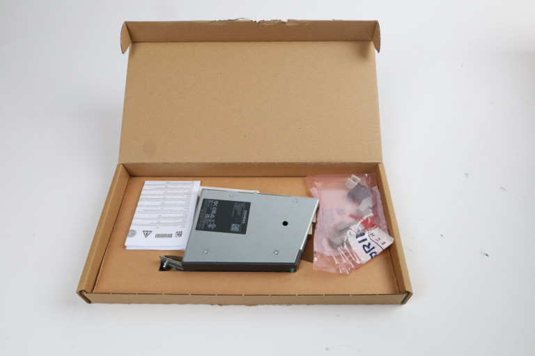 6SL3055-0AA00-3LA0 New in an open package