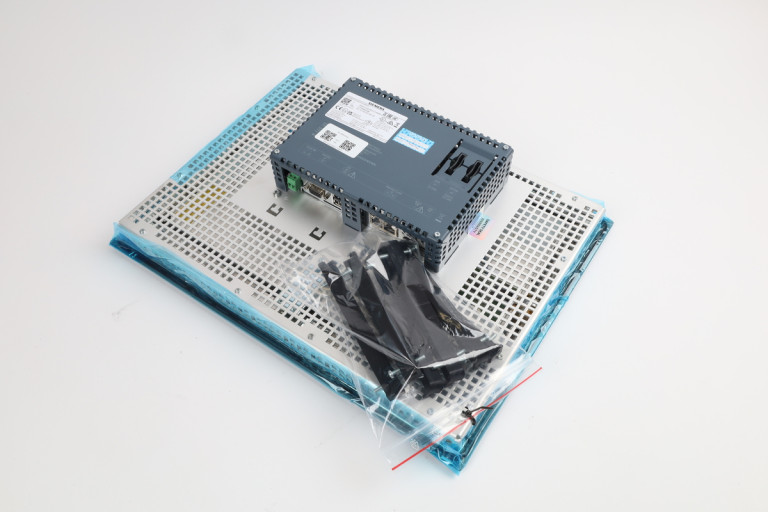 6AV2124-0QC13-0AX0 Refurbished