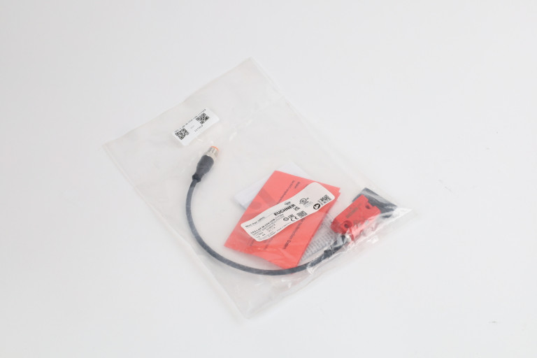 CES-I-AP-M-C04-USB-117324 New in sealed package