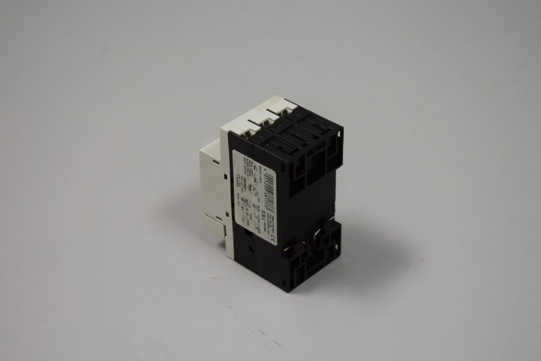 3RV1011-1AA15 Used