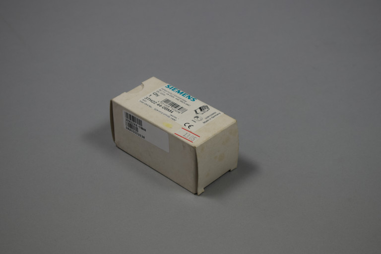 3TH2244-0BM4 New in sealed package