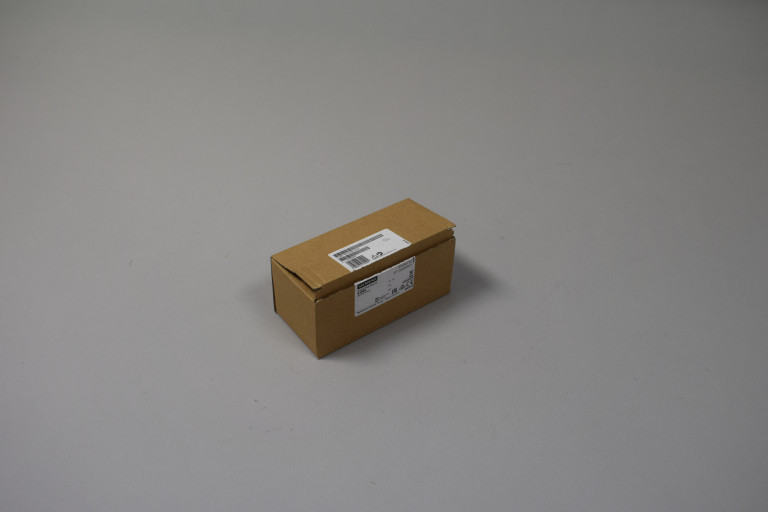 6ES7194-4CB00-0AA0 New in an open package