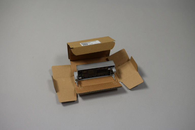 6ES7194-4CB00-0AA0 New in an open package