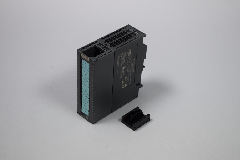 6ES7331-1KF02-0AB0 Ny uten boks