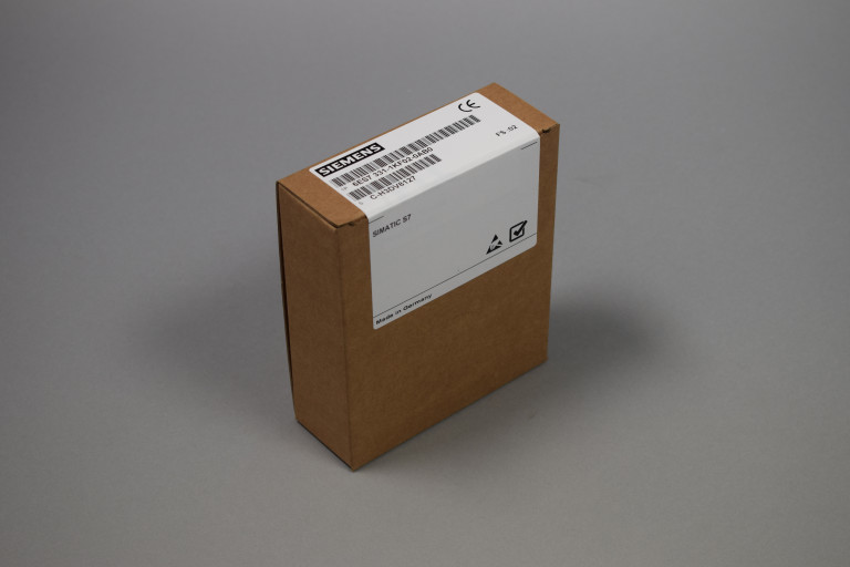 6ES7331-1KF02-0AB0 Ny uten boks