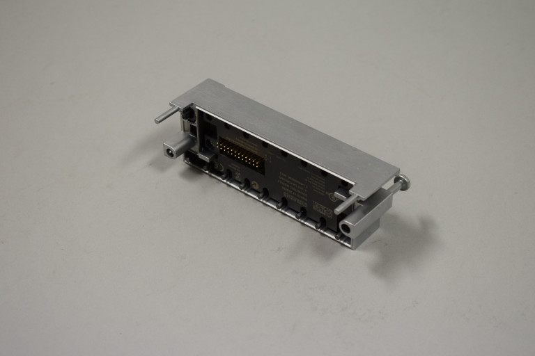 6ES7194-4CB00-0AA0 Used