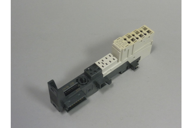 6ES7193-4CC30-0AA0 Gebraucht