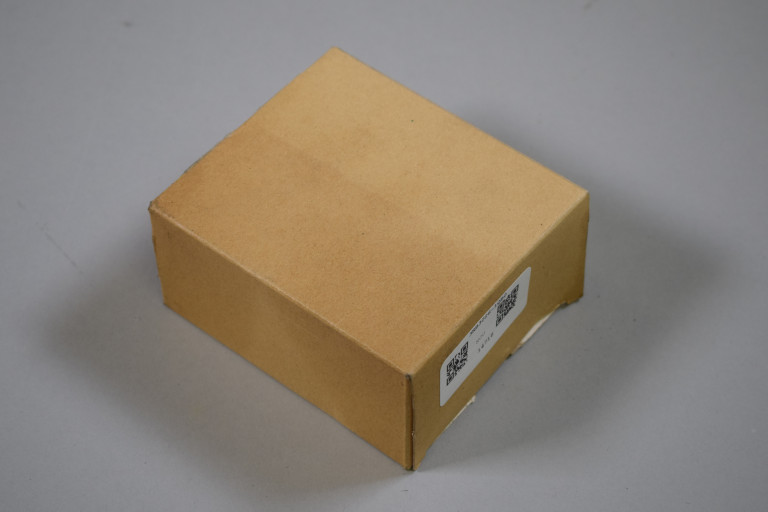 3RB3026-1QB0 New in sealed package