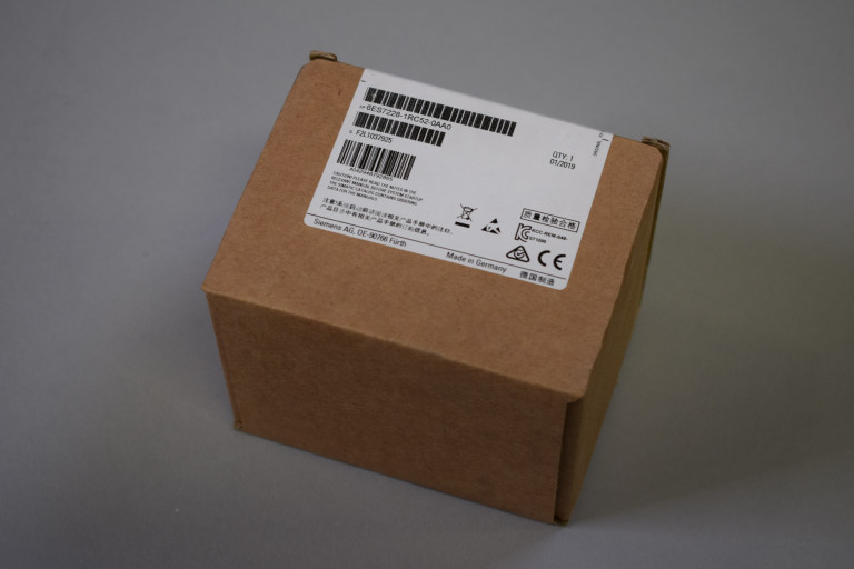 6ES7228-1RC52-0AA0 Neu in versiegelter Verpackung
