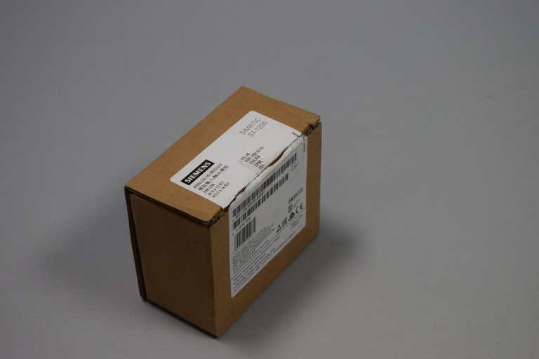 6ES7234-4HE32-0XB0 New in an open package