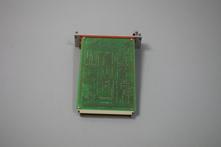 D122F027-A003 Used