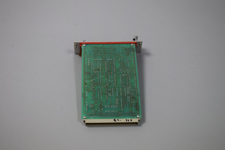 D122F027-A007 Used