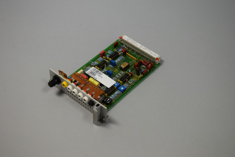 D122F027-A009 Used