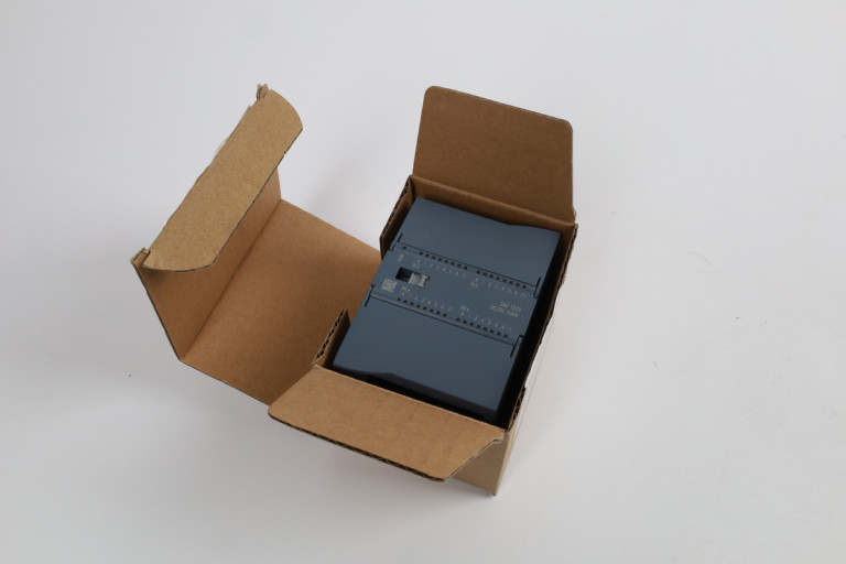 6ES7223-1BL32-1XB0 New in an open package
